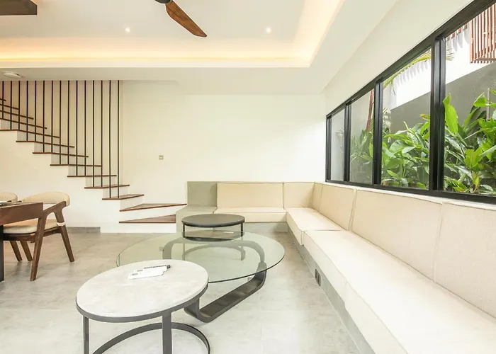 Opulent 5-bedroom Sanctuary By Waves *