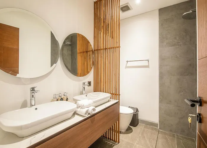 Enchanting 5Br Canggu Villa Moments To Sea بيت للعطل تْشانغو