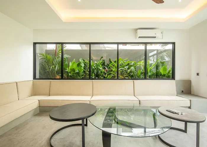 Opulent 5-bedroom Sanctuary By Waves * Canggu