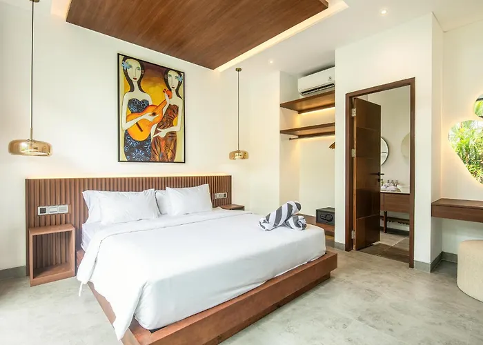 Opulent 5-bedroom Sanctuary By Waves Ferienhaus *