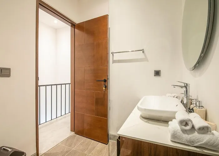 Enchanting 5Br Canggu Villa Moments To Sea بيت للعطل *